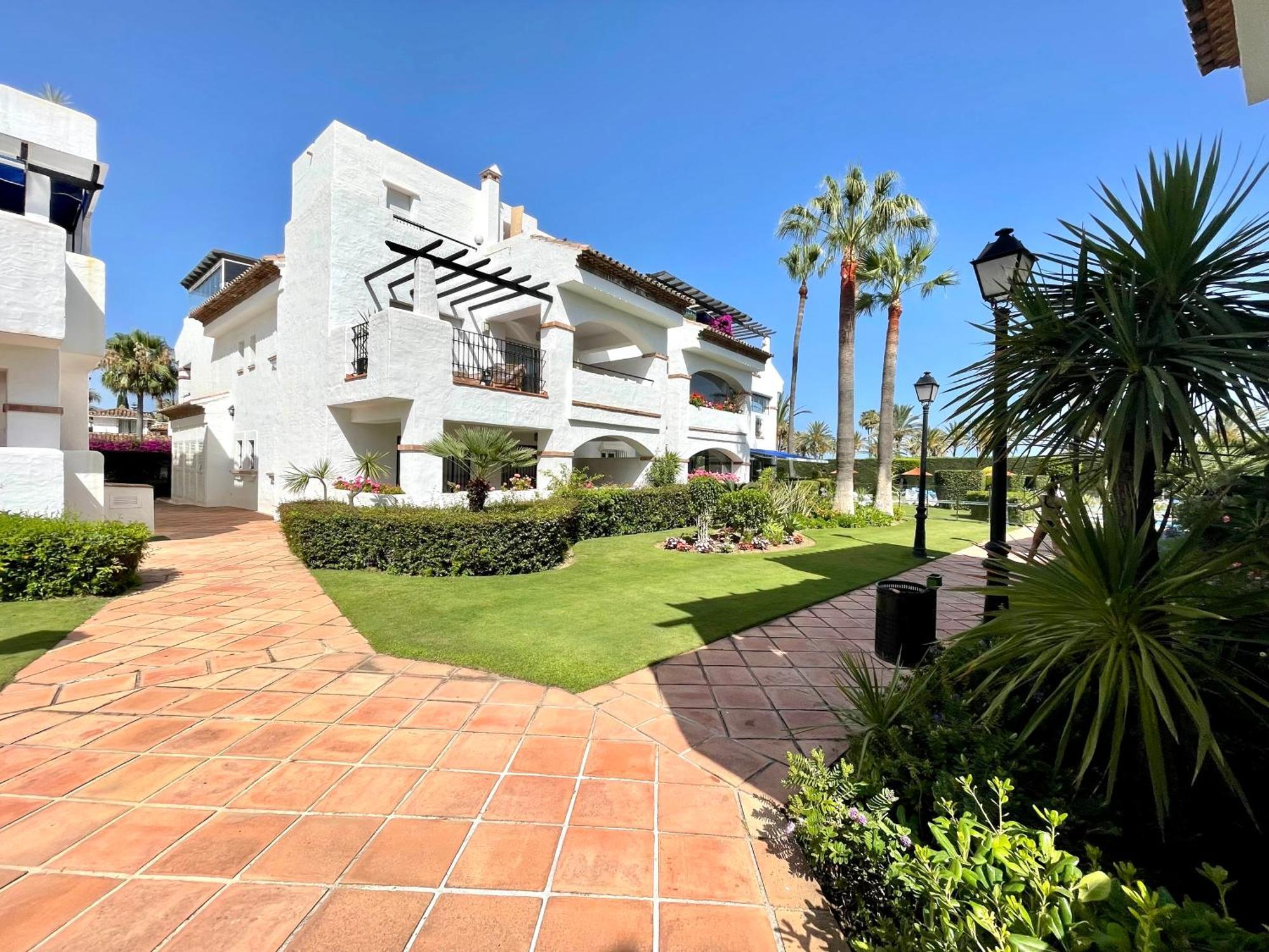 Solguest Apt A 7 Minutos De Puerto Banus 1ª Linea Playa!!! Marbella Exterior photo