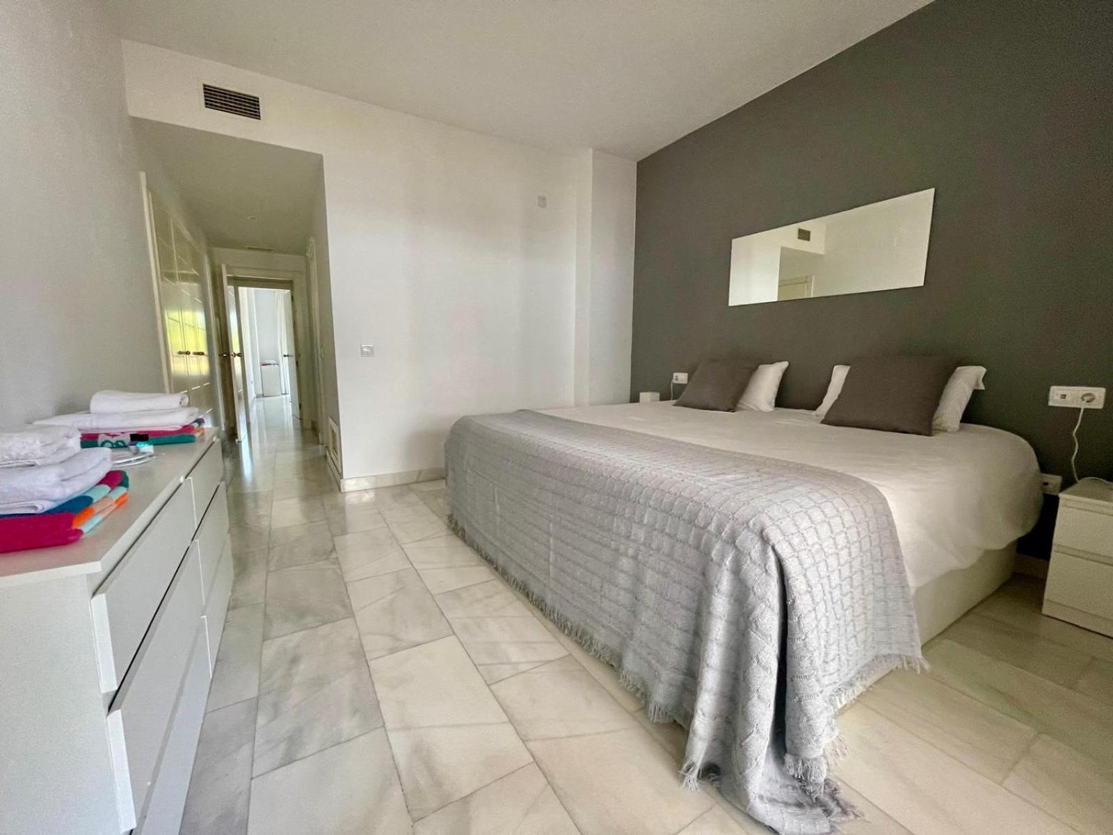 Solguest Apt A 7 Minutos De Puerto Banus 1ª Linea Playa!!! Marbella Exterior photo